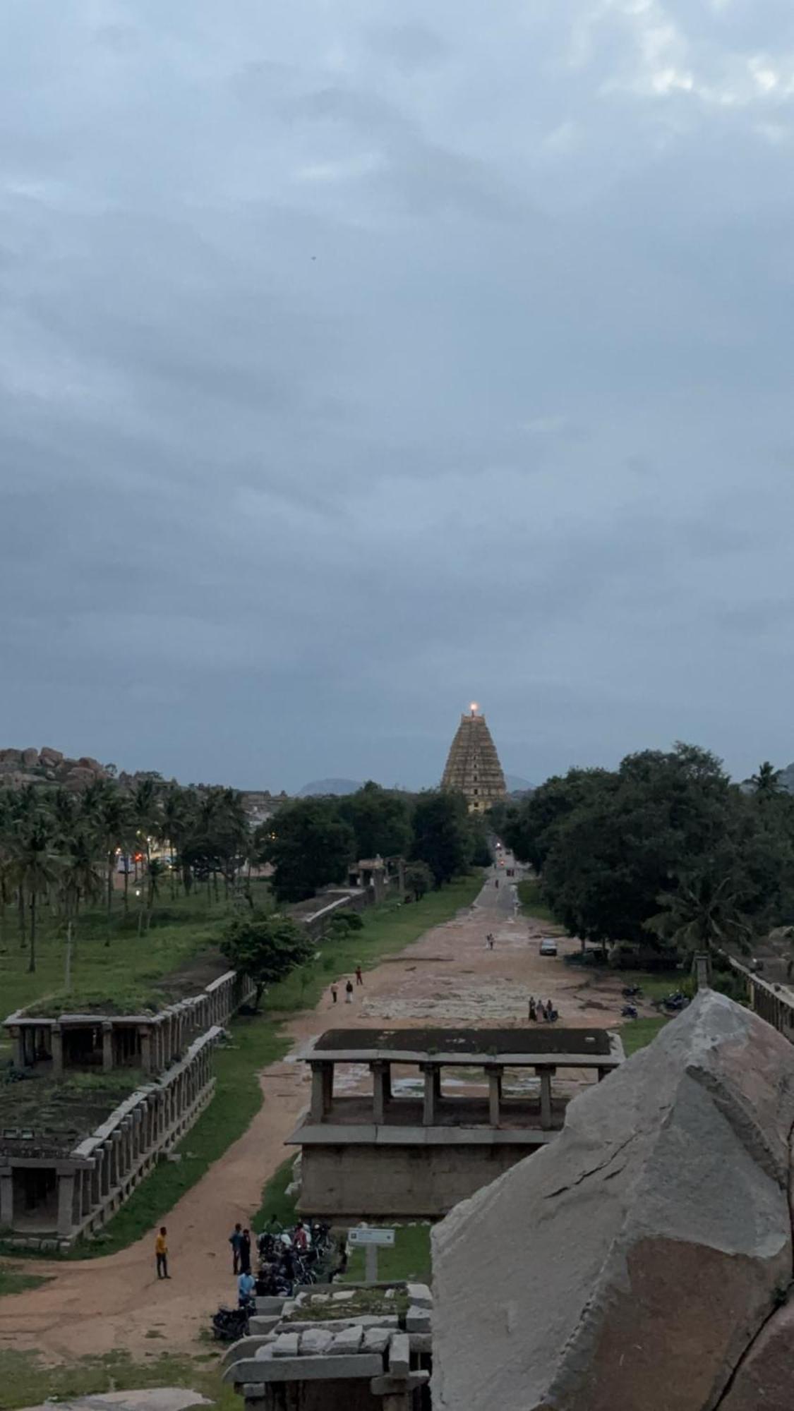 Mahesh Guest House Hampi Buitenkant foto